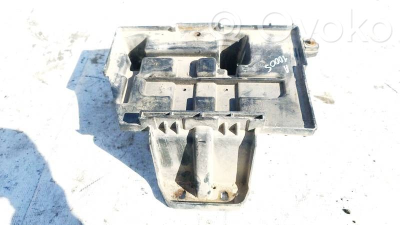 Hyundai ix35 Vassoio scatola della batteria 