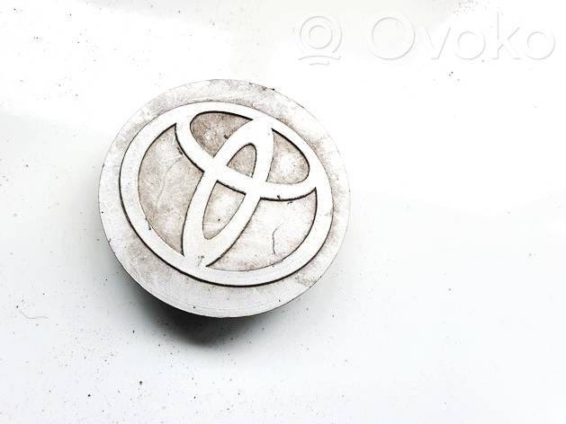 Toyota Corolla E120 E130 Original wheel cap 