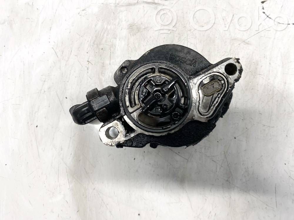 Volvo S60 Vacuum pump 