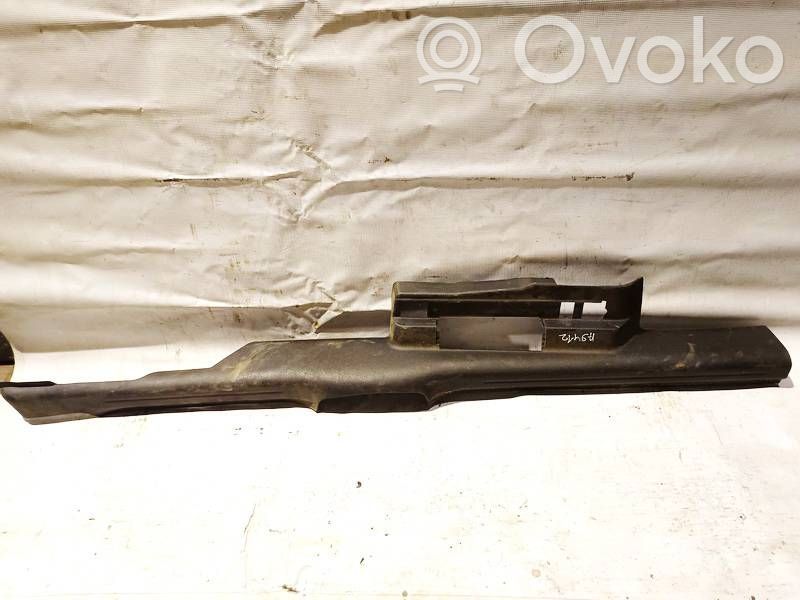 Opel Vectra B Copertura del rivestimento del sottoporta anteriore 