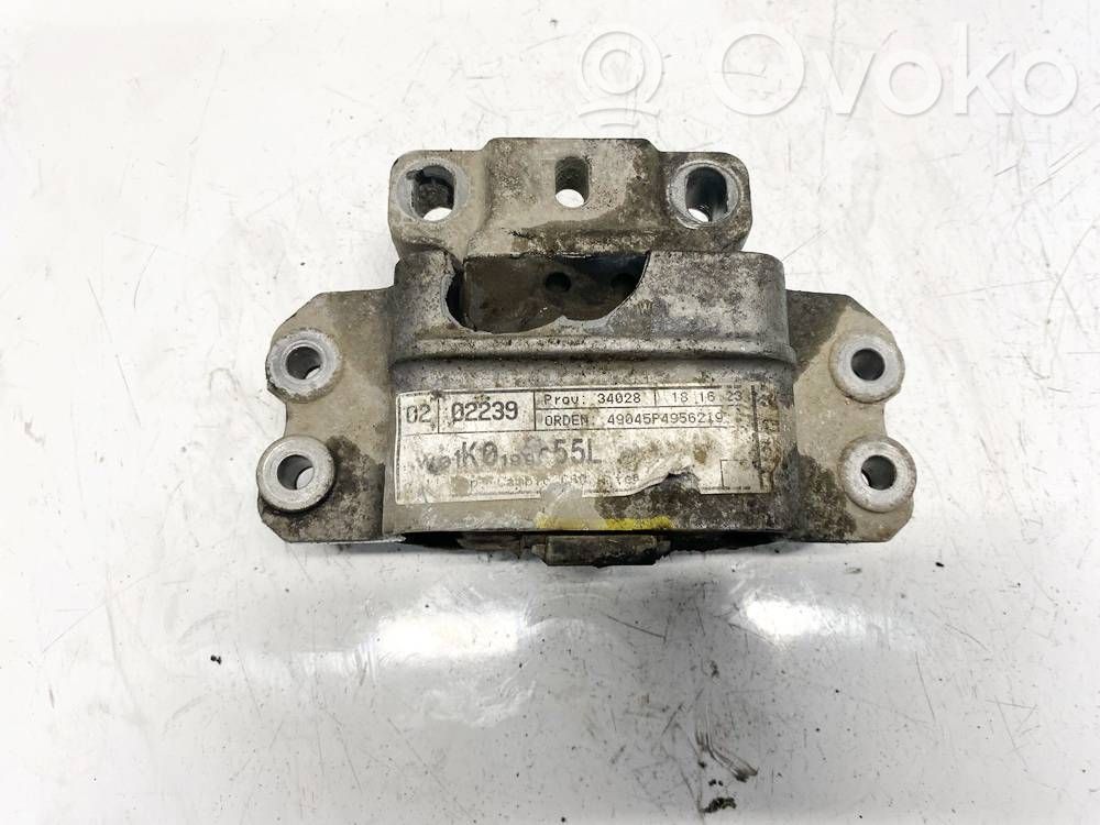 Volkswagen Golf V Supporto di montaggio del motore 
