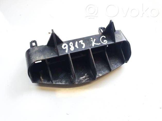 Toyota Avensis T270 Staffa di rinforzo montaggio del paraurti posteriore 