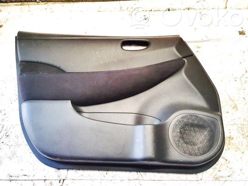 Nissan Leaf I (ZE0) Rivestimento del pannello della portiera anteriore 