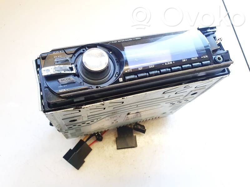 Volkswagen PASSAT B5.5 Radio/CD/DVD/GPS-pääyksikkö