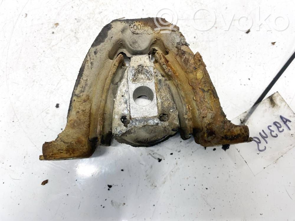 Opel Omega B2 Supporto di montaggio del motore 