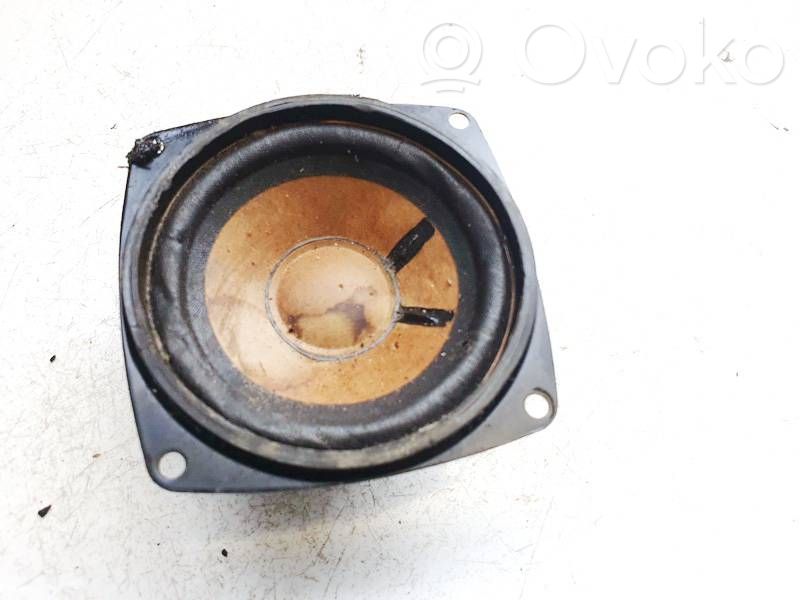 Audi A6 S6 C6 4F Etuoven kaiutin 