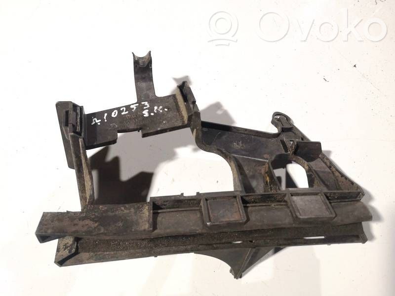 Ford Mondeo MK IV Uchwyt / Mocowanie zderzaka tylnego 