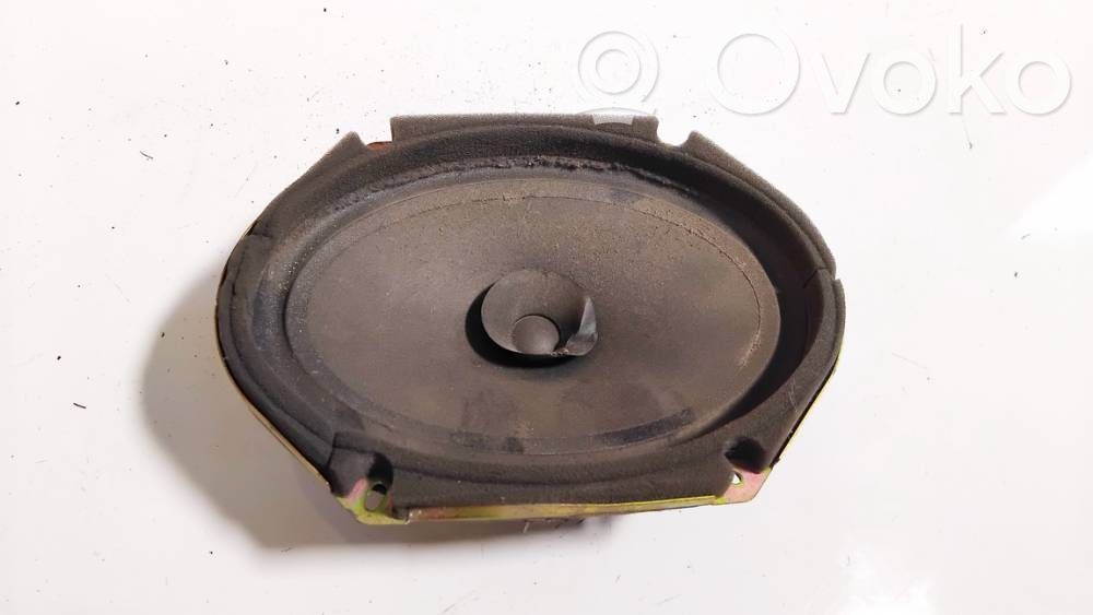 Altavoz de la puerta delantera   G07B66960A,G07B66960A
