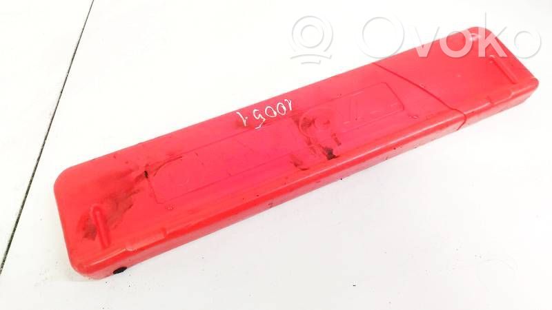 Varoituskolmio   E227R0307067,E227R0307067