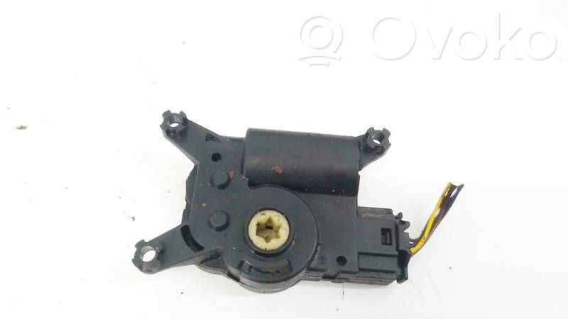 Opel Astra H Motorino attuatore aria 