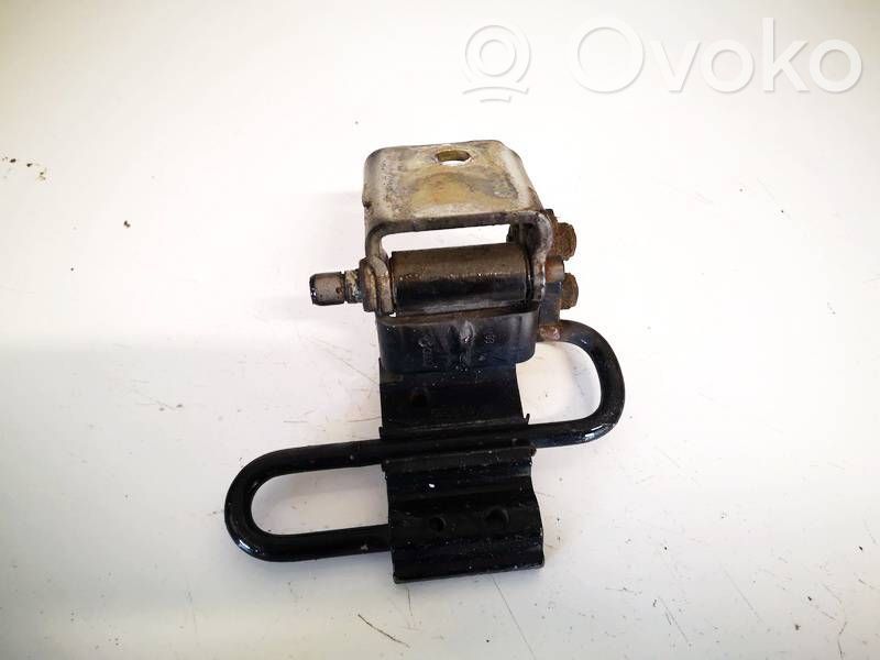 Audi A4 S4 B7 8E 8H Cerniera inferiore della portiera posteriore