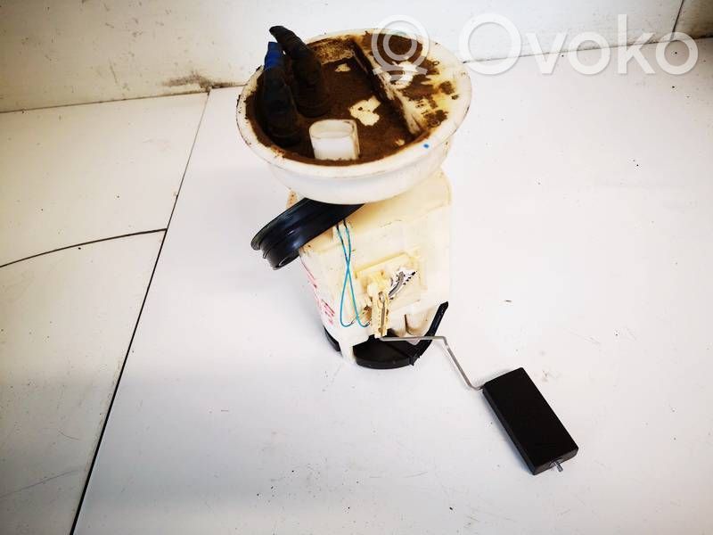 Volkswagen Golf IV Sensore di livello del carburante