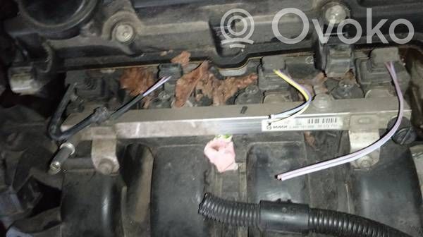 Opel Astra J Rampă alimentare injectoare 