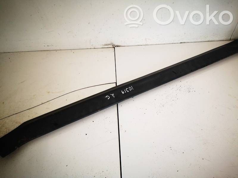 Opel Zafira A Rivestimento portiera posteriore (modanatura) 