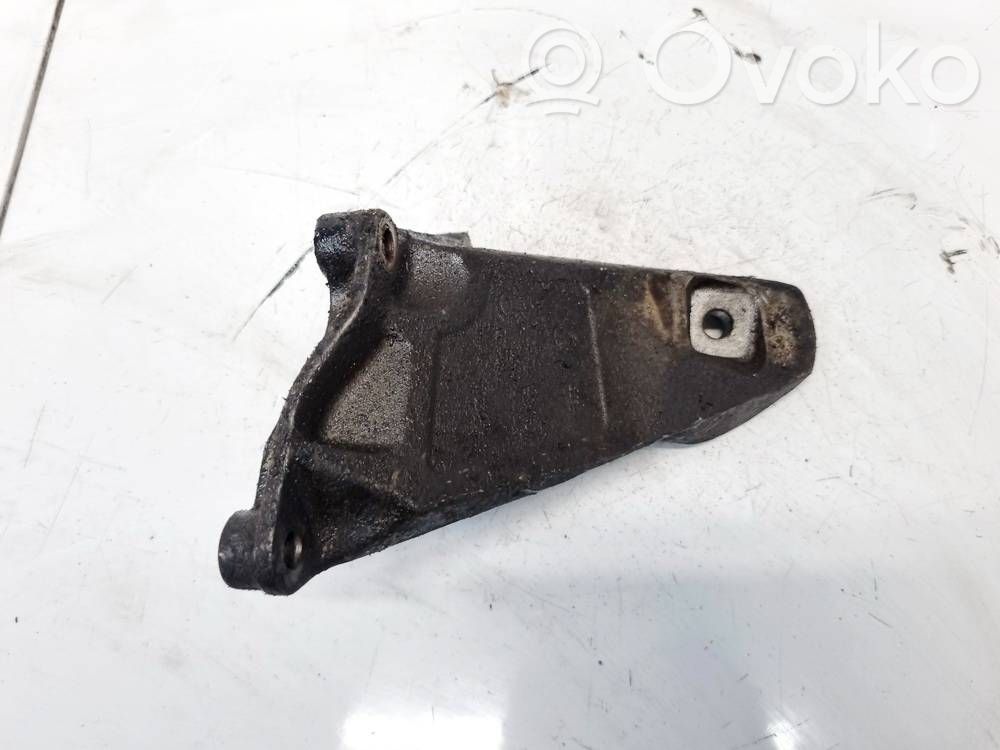 BMW 7 E65 E66 Engine mounting bracket 