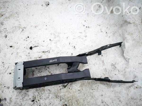 BMW 7 E65 E66 Cita veida ārēja detaļa 