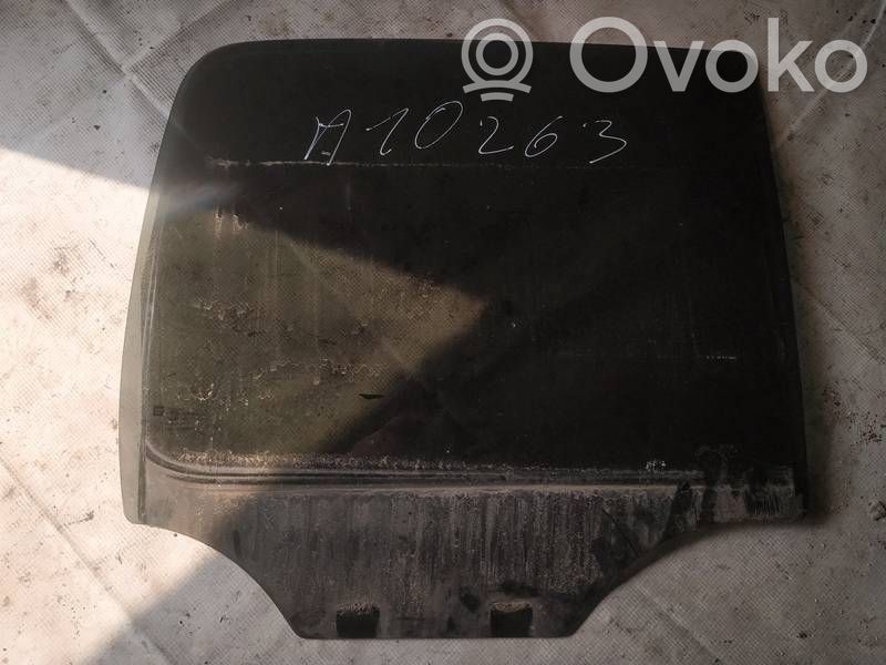 Chevrolet HHR Vetro del finestrino della portiera posteriore
