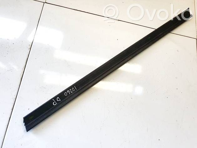 Skoda Yeti (5L) Ornament geam ușă față 
