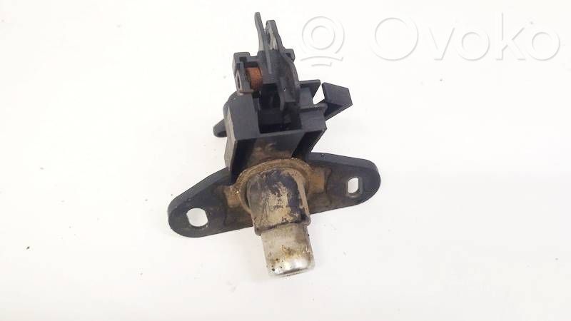 Opel Vectra B Zamek tylnej klapy bagażnika 