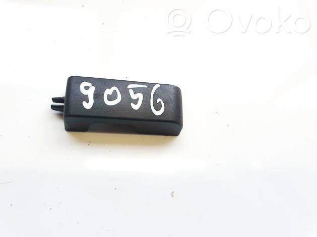 Otros repuestos del interior   8K0881672,8K0881672