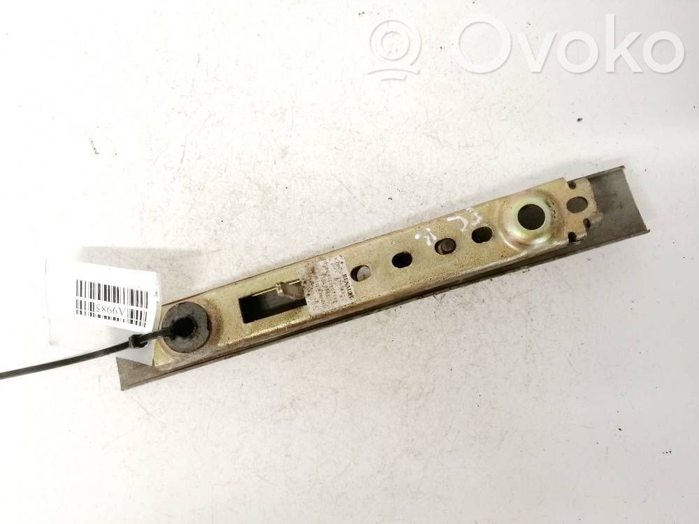 Opel Movano A Sicherheitsgurt-Einstellschiene 