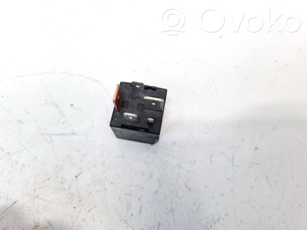 Volkswagen Touran I Altri relè 