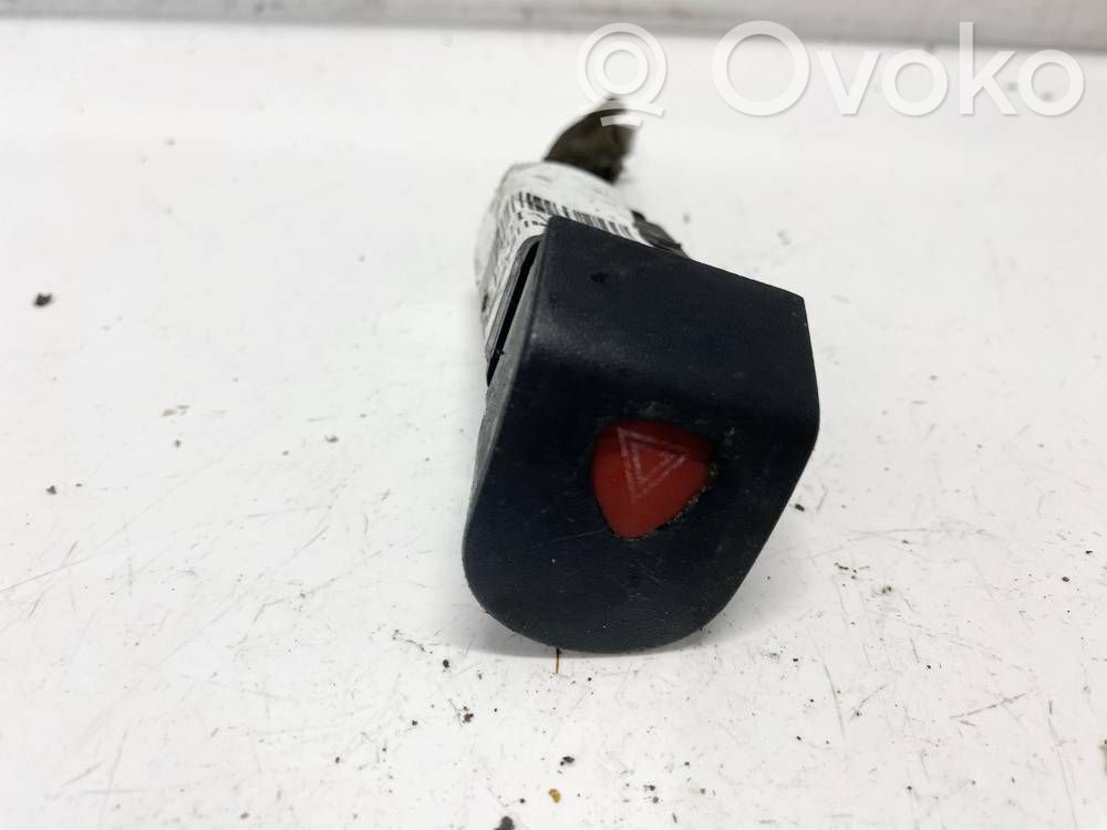 Botón interruptor de luz de peligro   2517701,2517701