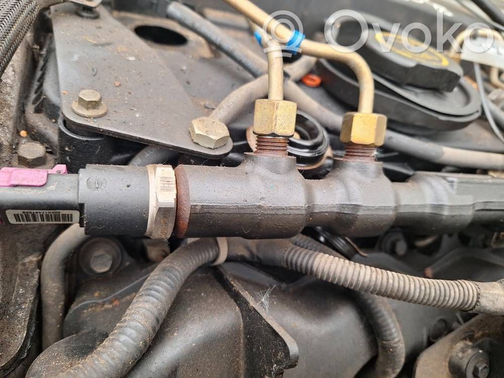 Ford Mondeo Mk III Listwa wtryskowa 