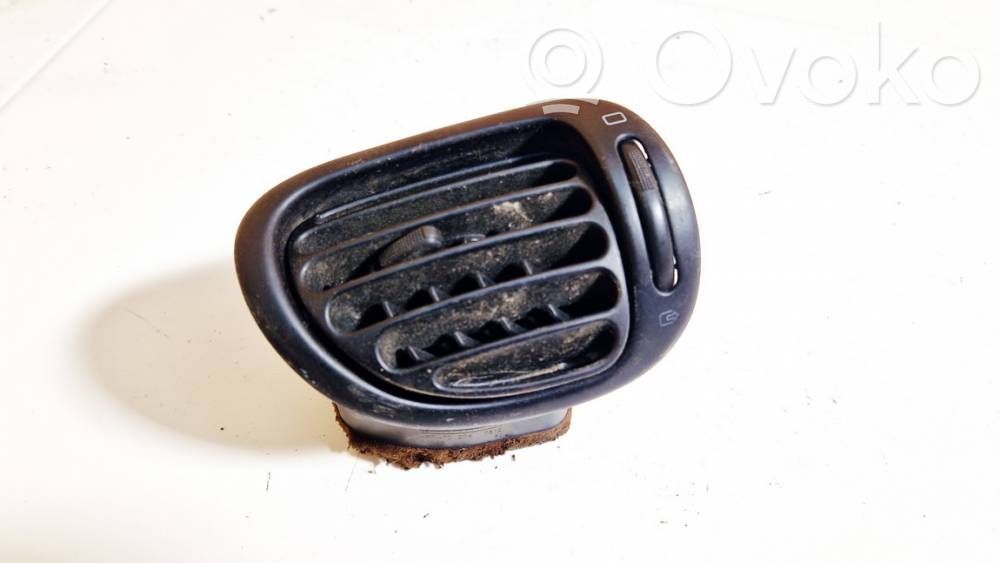 Peugeot 206 Dash center air vent grill 