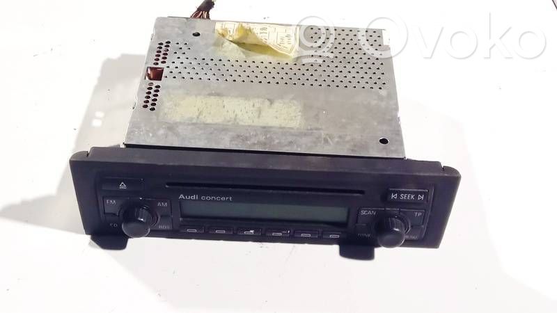 Panel / Radioodtwarzacz CD/DVD/GPS   8P0035186,AUZ2Z3D2010922,8P0035186,AUZ2Z3D2010922