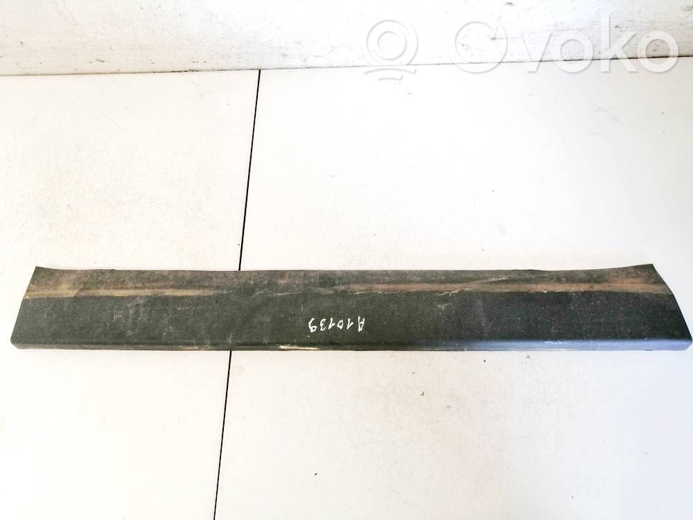 Volkswagen PASSAT B5.5 Rivestimento portiera posteriore (modanatura) 
