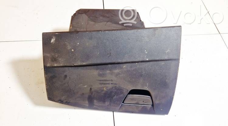 Ford Focus Schowek deski rozdzielczej 