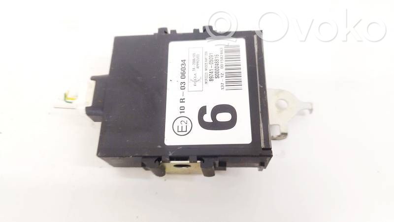 Toyota Avensis T270 Centralina/modulo portiere 
