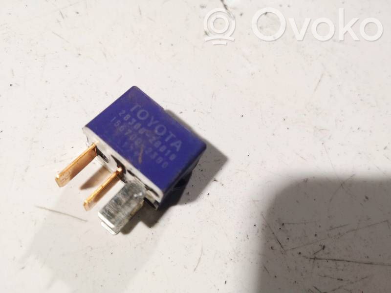 Toyota Corolla E120 E130 Altri relè