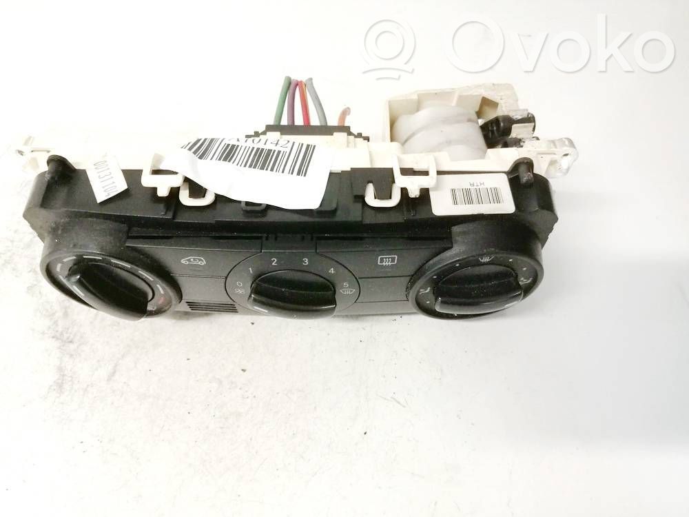 Mercedes-Benz A W169 Unitate control climatizare 