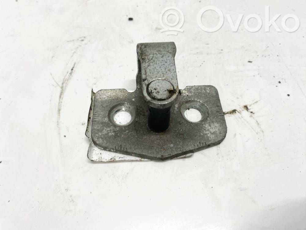 Opel Zafira B Rygiel zamka drzwi tylnych 