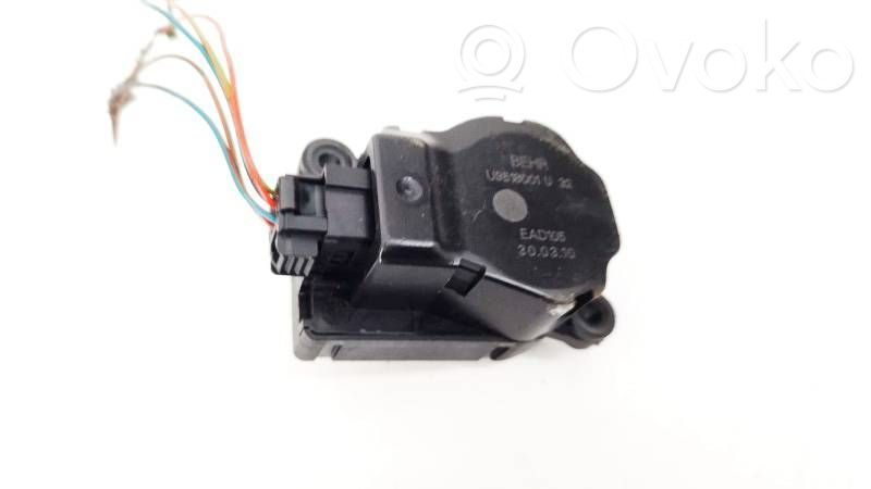 Opel Astra J Motorino attuatore aria 