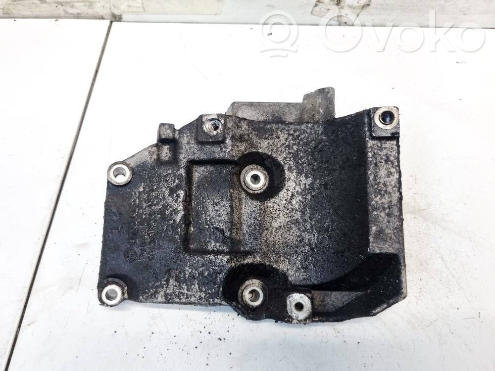Volkswagen PASSAT B5.5 Supporto di montaggio del motore (usato)