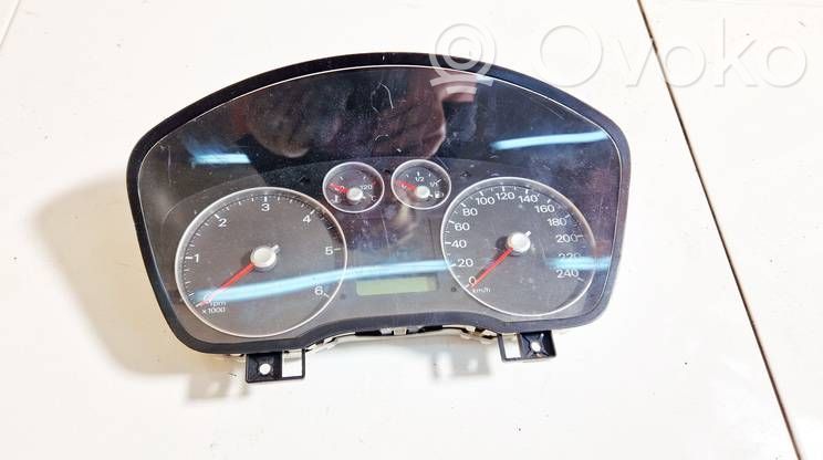 Ford Focus C-MAX Speedometer (instrument cluster) 