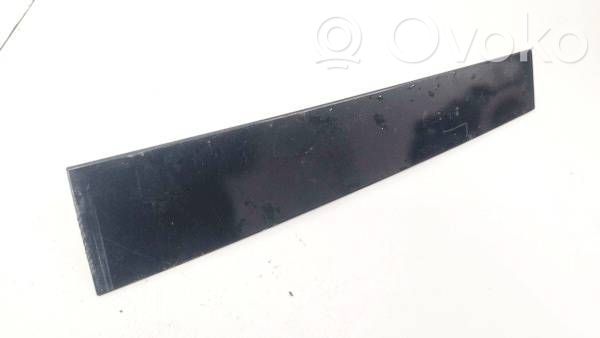 Renault Laguna II Rivestimento modanatura del vetro della portiera posteriore 