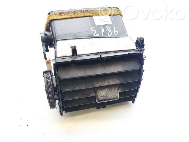 Toyota Avensis T270 Grilă ventilație/ramă laterală bord 