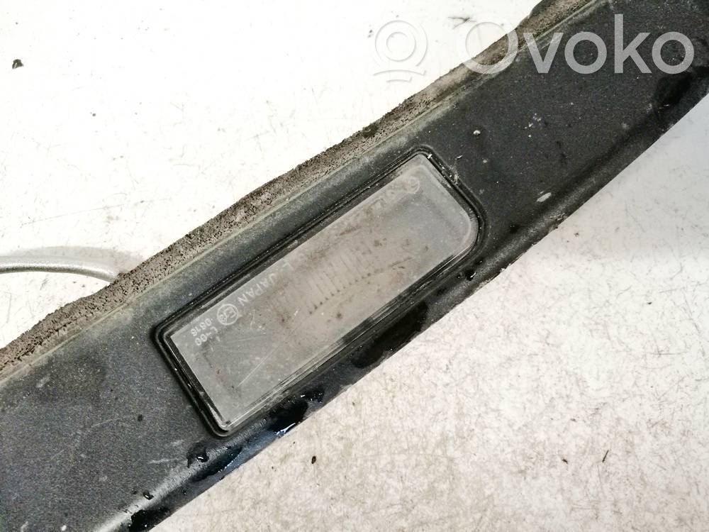 Subaru Legacy Éclairage de plaque d'immatriculation 