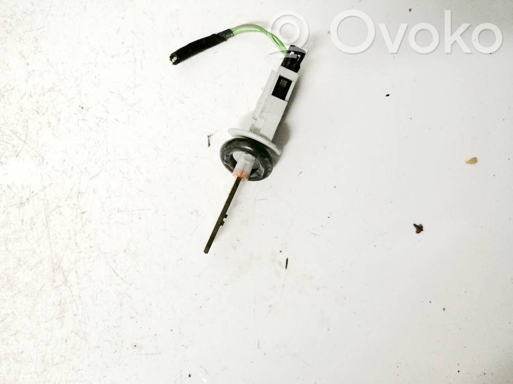 Volkswagen PASSAT B6 Senzor temperatură interioară 