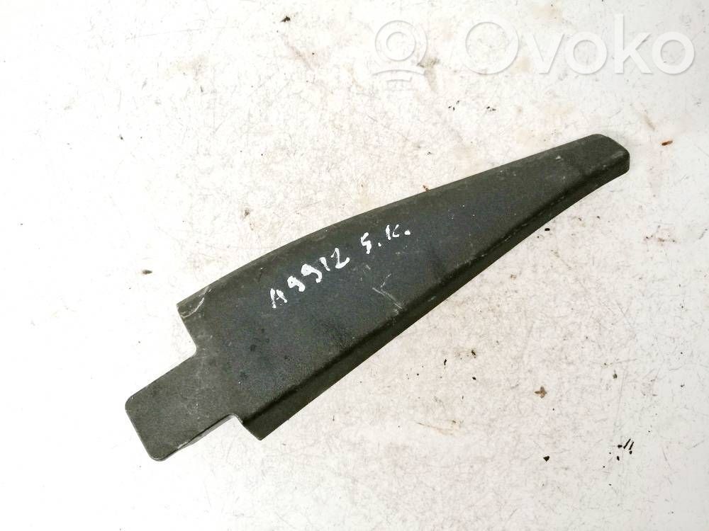 Nissan Note (E11) Otros repuestos del interior 
