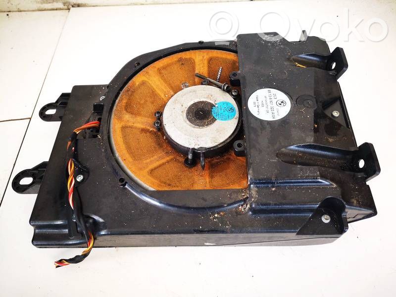 BMW 7 E65 E66 Subwoofer 