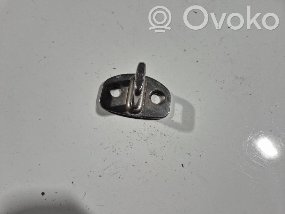 Audi A4 S4 B6 8E 8H Bridă/cârlig închidere ușă spate 