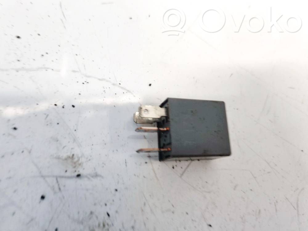 Otros relés   DC12V,DC12V