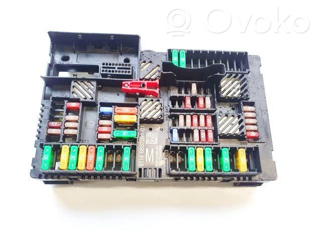 BMW 5 G30 G31 G38 Set scatola dei fusibili 
