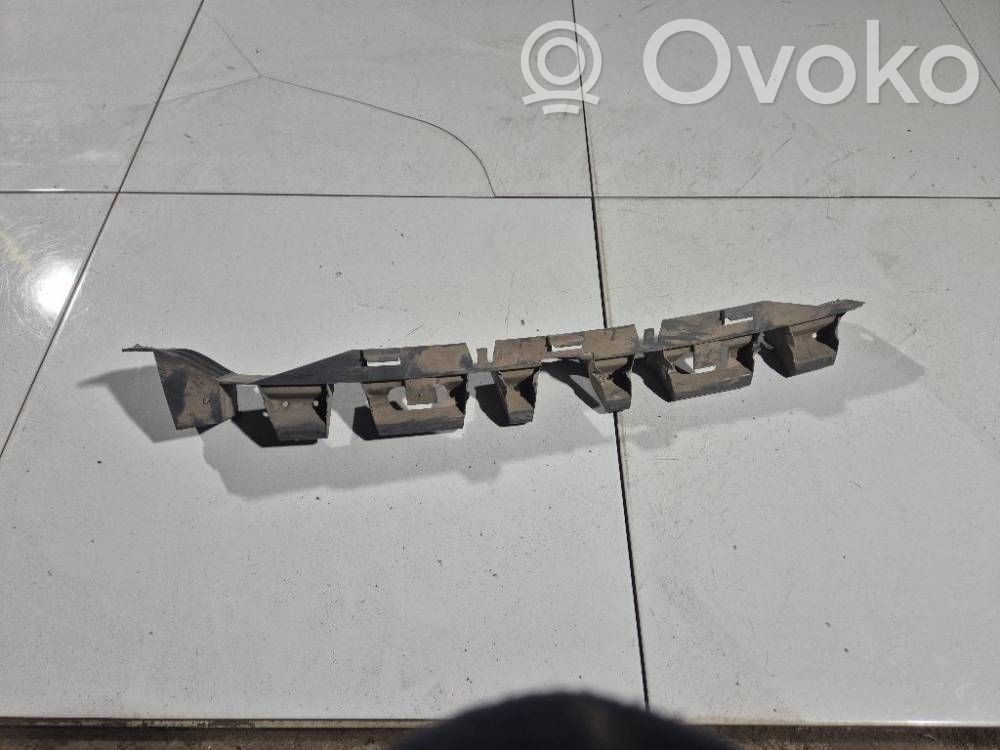 Renault Laguna II Uchwyt / Mocowanie zderzaka tylnego