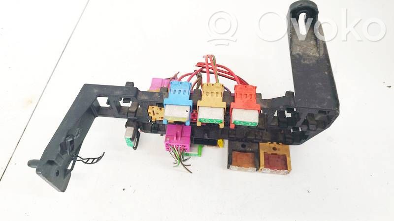 Audi A6 S6 C5 4B Set scatola dei fusibili 